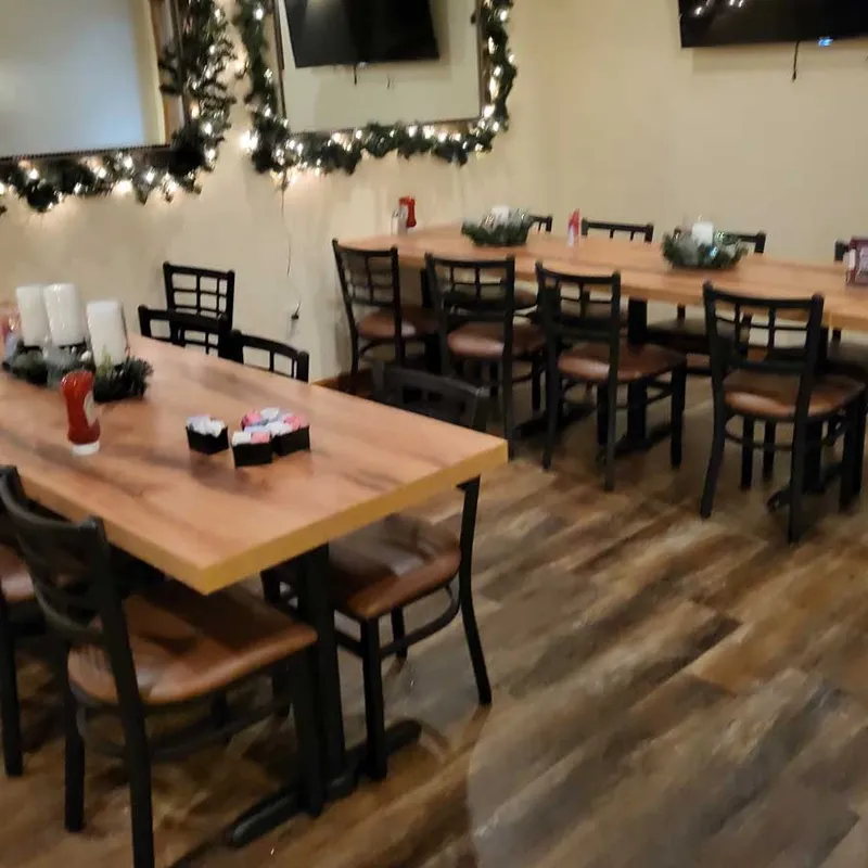 Dee Jay's BBQ Ribs & Grille
