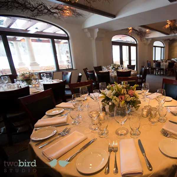 Knob Hill Inn